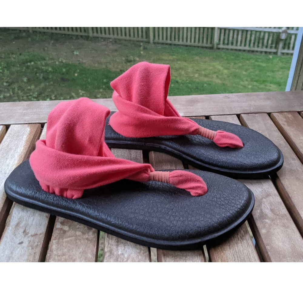 Sanuk Yoga Sling 2 Sandals Size 6 Pink Coral